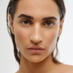 Fond de Ten 3 în 1 Infinity Sand 05 – Acoperire Naturală | Infinity Beauty Lab